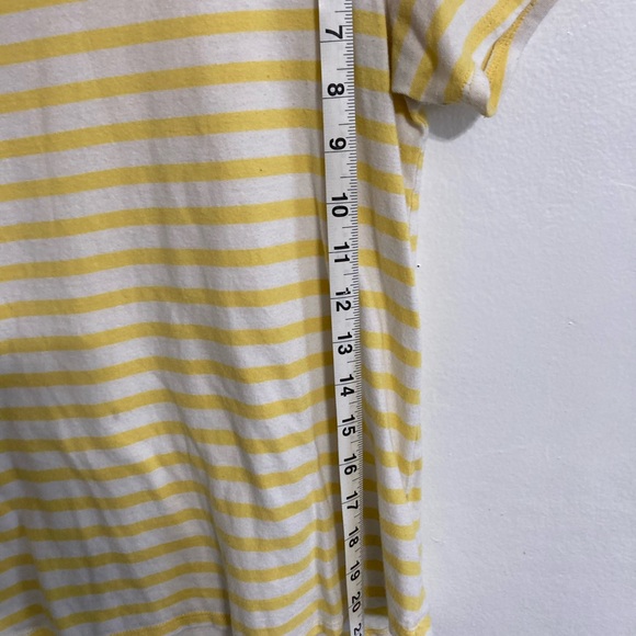 Old navy cute yellow and white striped tee size small - Picture 2 of 7